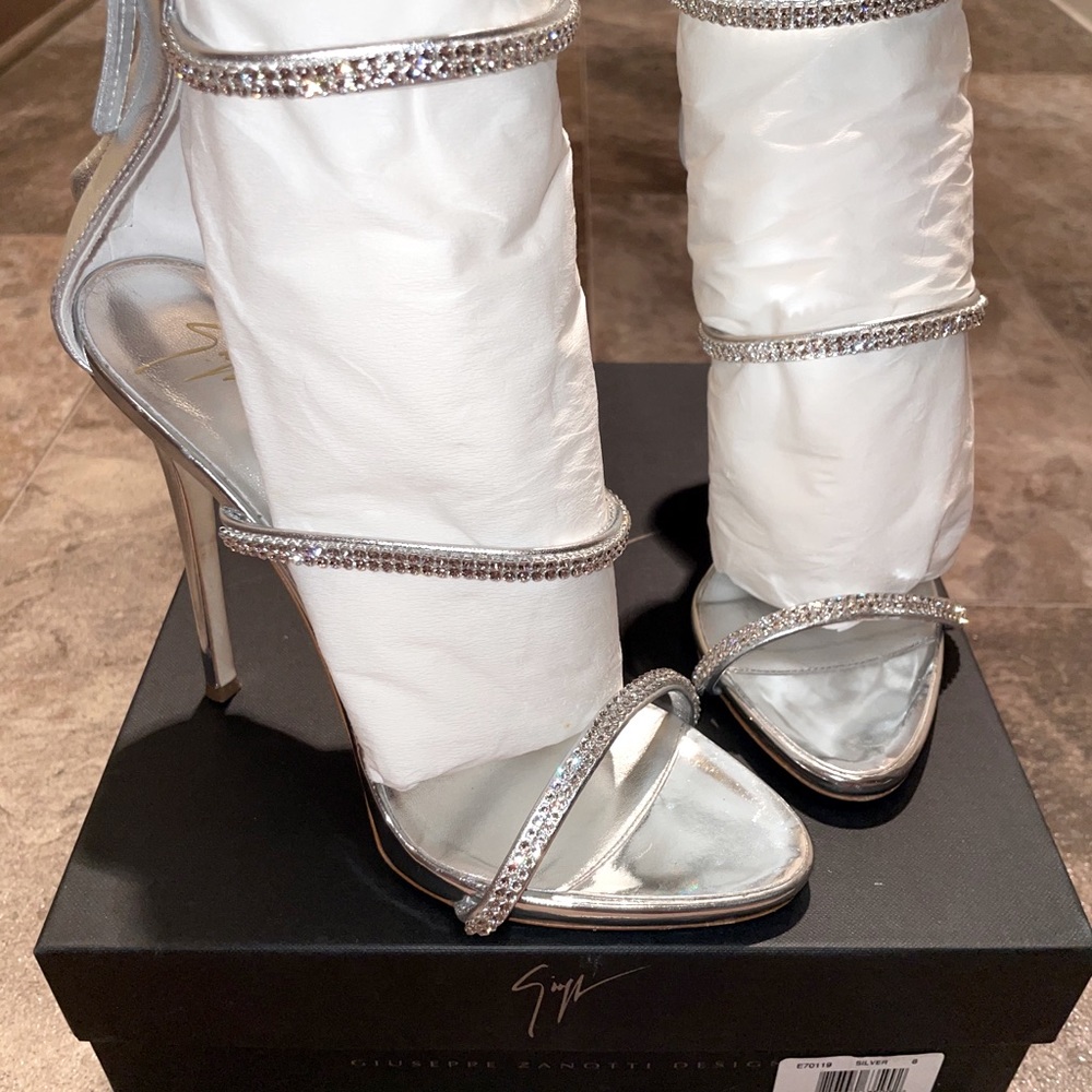 Giuseppe Zanotti Harmony crystal heels